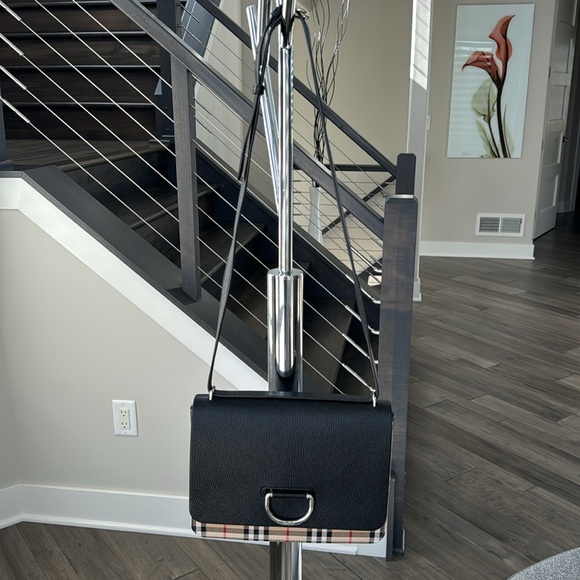 Burberry handbag - Picture 10 of 11